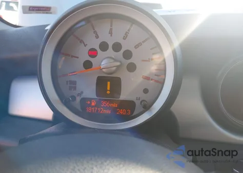 2009 Mini Cooper из США, поврежденный, VIN WMWMF33569TU72673